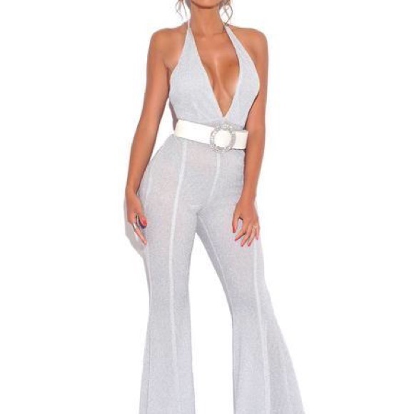 Victorious Deep V Halter Jumpsuit Size Small - Picture 1 of 6